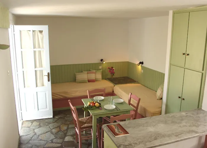 Georgy Apartament Páros