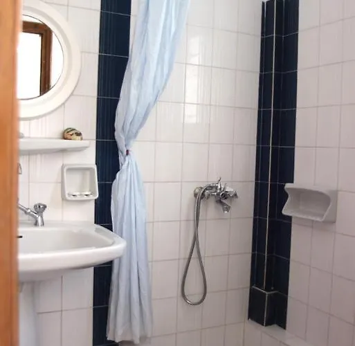 Georgy Apartament Páros